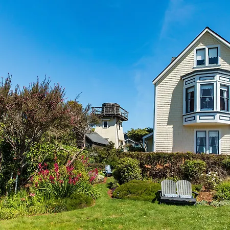 Headlands Inn Bed And Breakfast-2