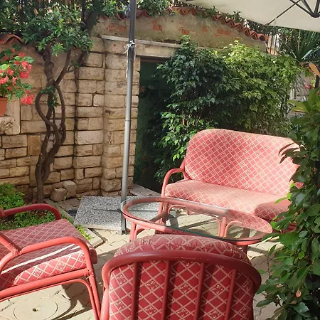 Hotel Alessandro Della Spina-3