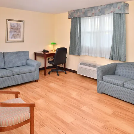 Tower Inn And Suites Of Guilford / Madison-3
