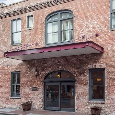 Staybridge Suites Savannah Historic District By Ihg-3