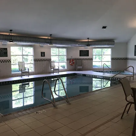 Country Inn & Suites By Radisson, Queensbury - Lake George , Ny-3