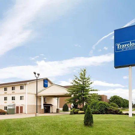Travelodge By Wyndham Clinton Valley West Court-2