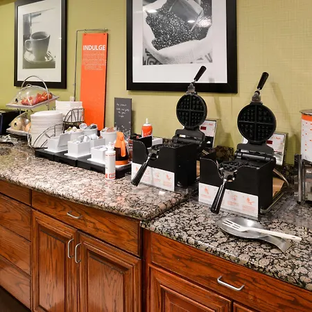 Hampton Inn & Suites Greenville-3