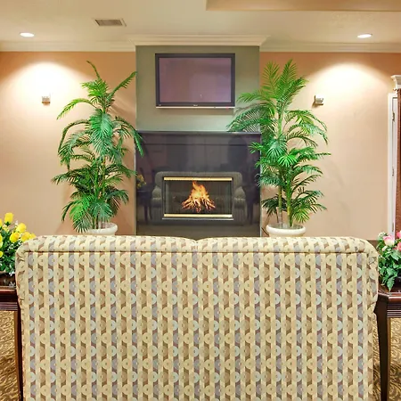 Holiday Inn Express Delano Highway 99 By Ihg-2