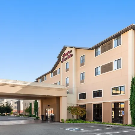 Hampton Inn & Suites Burlington-2