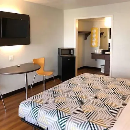 Motel 6 Paris, Tx-2