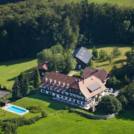 Hotel Schöne Aussicht-2