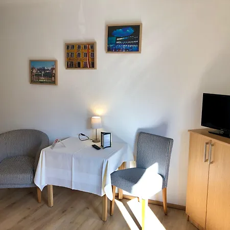 Hotel Schöne Aussicht-3