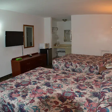 Chippewa Motel Mount Pleasant-3