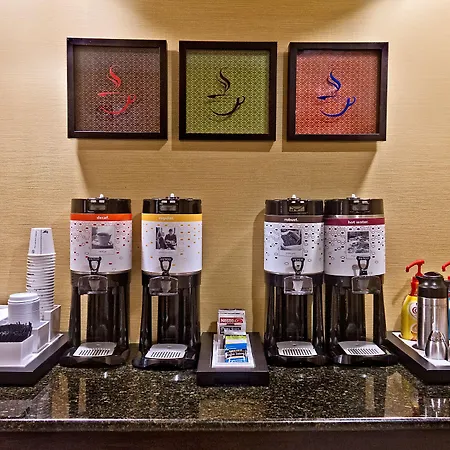Hampton Inn Quincy-3