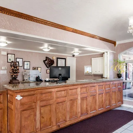 Econo Lodge Jasper-2