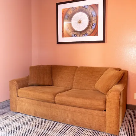 Norland Inn & Suites Roseau-3