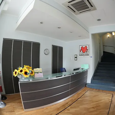 Hotel Ferrari-3