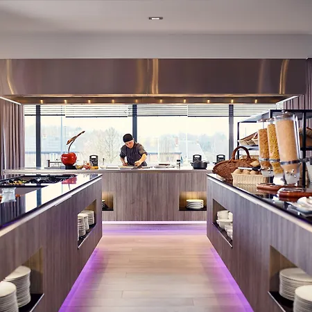 Hotel Charleroi Airport - Van Der Valk-2