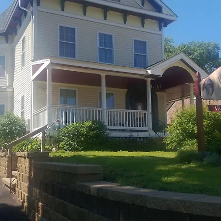 Naomi'S Inn Bed & Breakfast-2