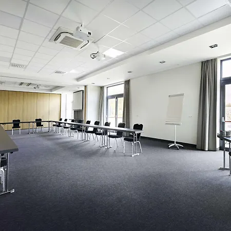 Park Inn By Radisson Liege Airport-3