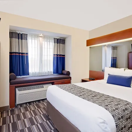 Microtel Inn & Suites By Wyndham Middletown-2