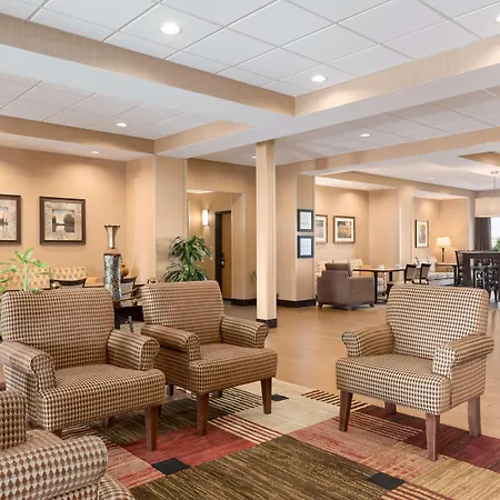 Hampton Inn Spearfish-3