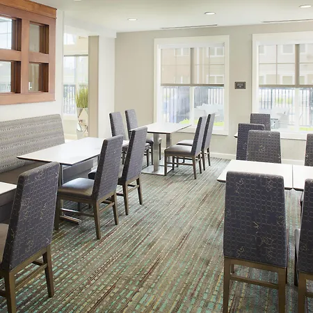 Residence Inn By Marriott Roanoke Airport-3