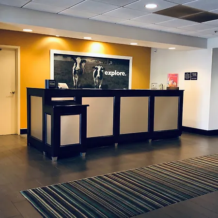 Hampton Inn Clearfield-3