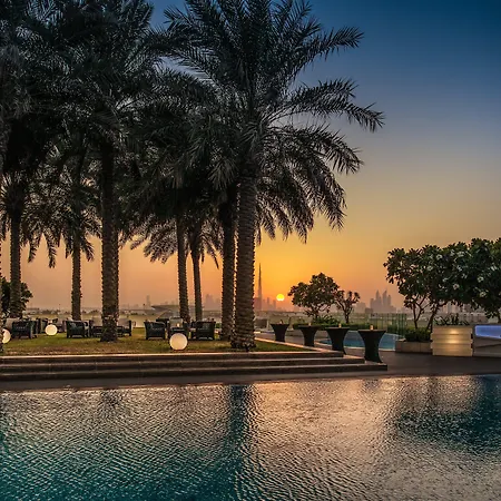 Crowne Plaza Dubai Festival City-2