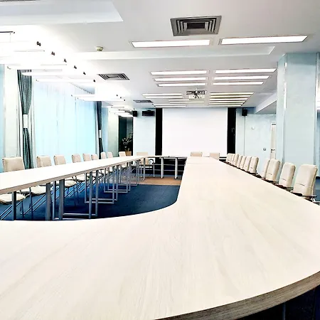 Victoria Hotel & Business Centre Minsk-2