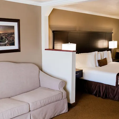 Ramada By Wyndham Moses Lake-2