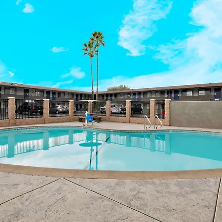 Studio 6 Suites San Bernardino, Ca-2