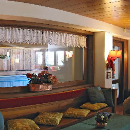 Hotel Mirage-2