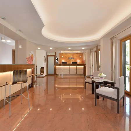 Hotel Mareluna-2