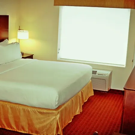 Holiday Inn Express Defuniak Springs By Ihg-2