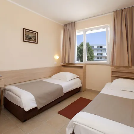 Hotel Delfin Plava Laguna-2