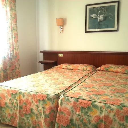 Hotel Hostal del Sol-2