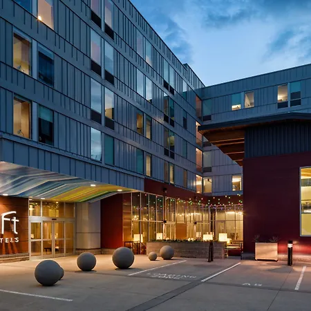 Aloft By Marriott Minneapolis-3
