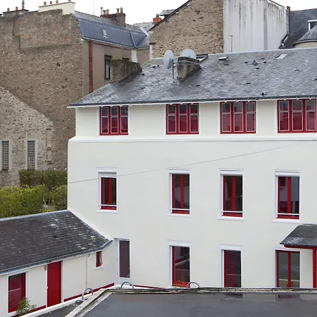 Logis Hotel Chateaubriand-3