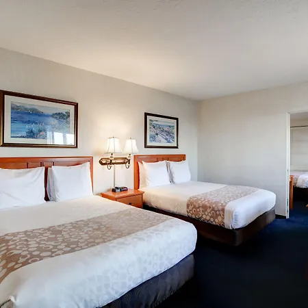 Newport Channel Inn-2