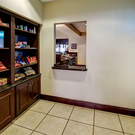 Hampton Inn Roanoke Rapids-3