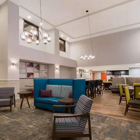 Hampton Inn Wilson Downtown-3