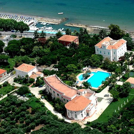Villa Irlanda Grand Hotel-2