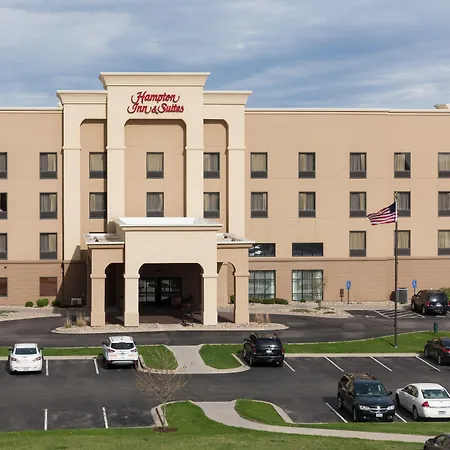 Hampton Inn & Suites Cedar Rapids-2