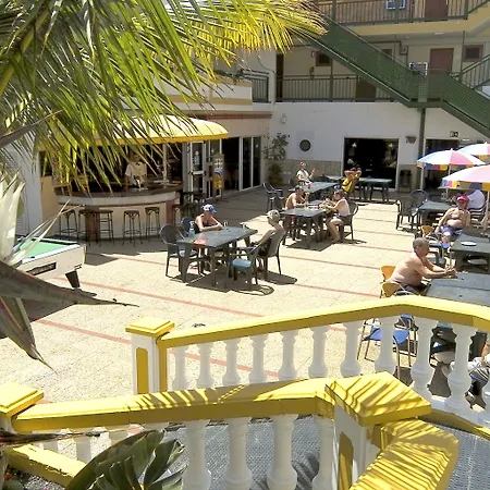 Caleta Garden-2