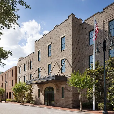 Residence Inn Savannah Downtown Historic District-2