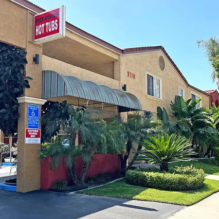 Rivera Inn & Suites Motel-3