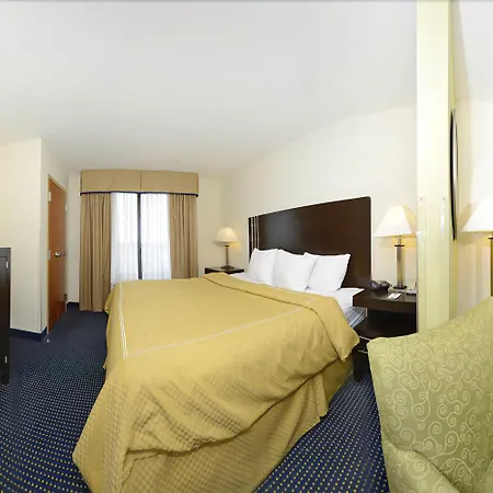 Comfort Suites Lancaster Amish Country-2