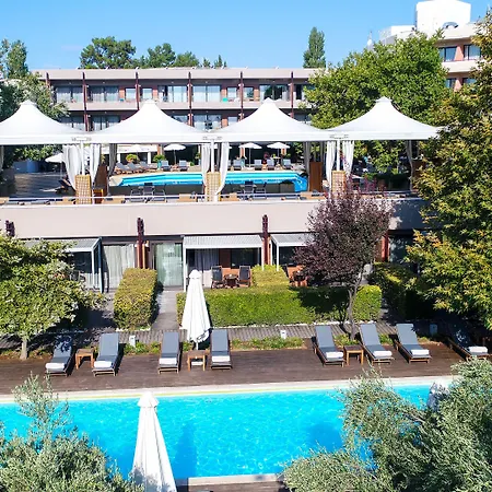 Alexander Beach Hotel&Spa-3