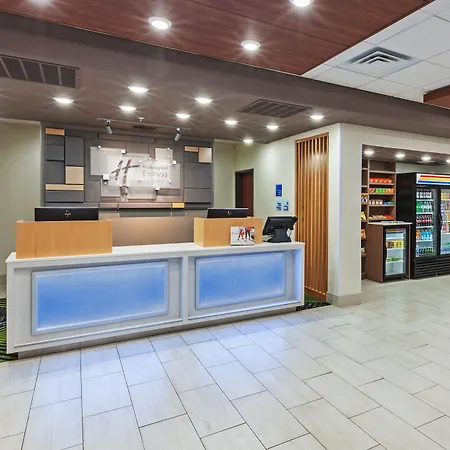 Holiday Inn Express & Suites Sealy By Ihg-3