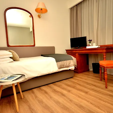 Hotel Diana Jardin Et Spa-2