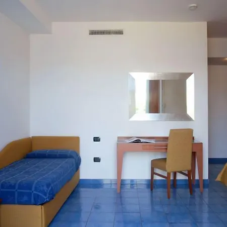 Hotel La Tonnara-2