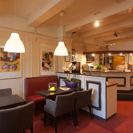 The Townhouse Hotel-3