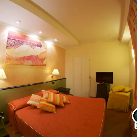 Hotel La Luna-2